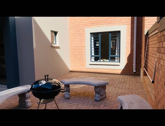 3 BEDROOM APARTMENT FOR SALE IN MONTANA